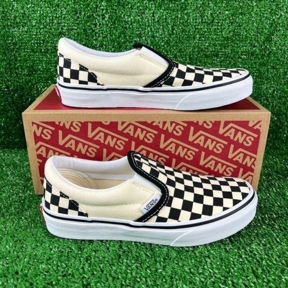 Vans Other - NEW Vans Checkerboard Classic Slip On Sneakers Youth 1
